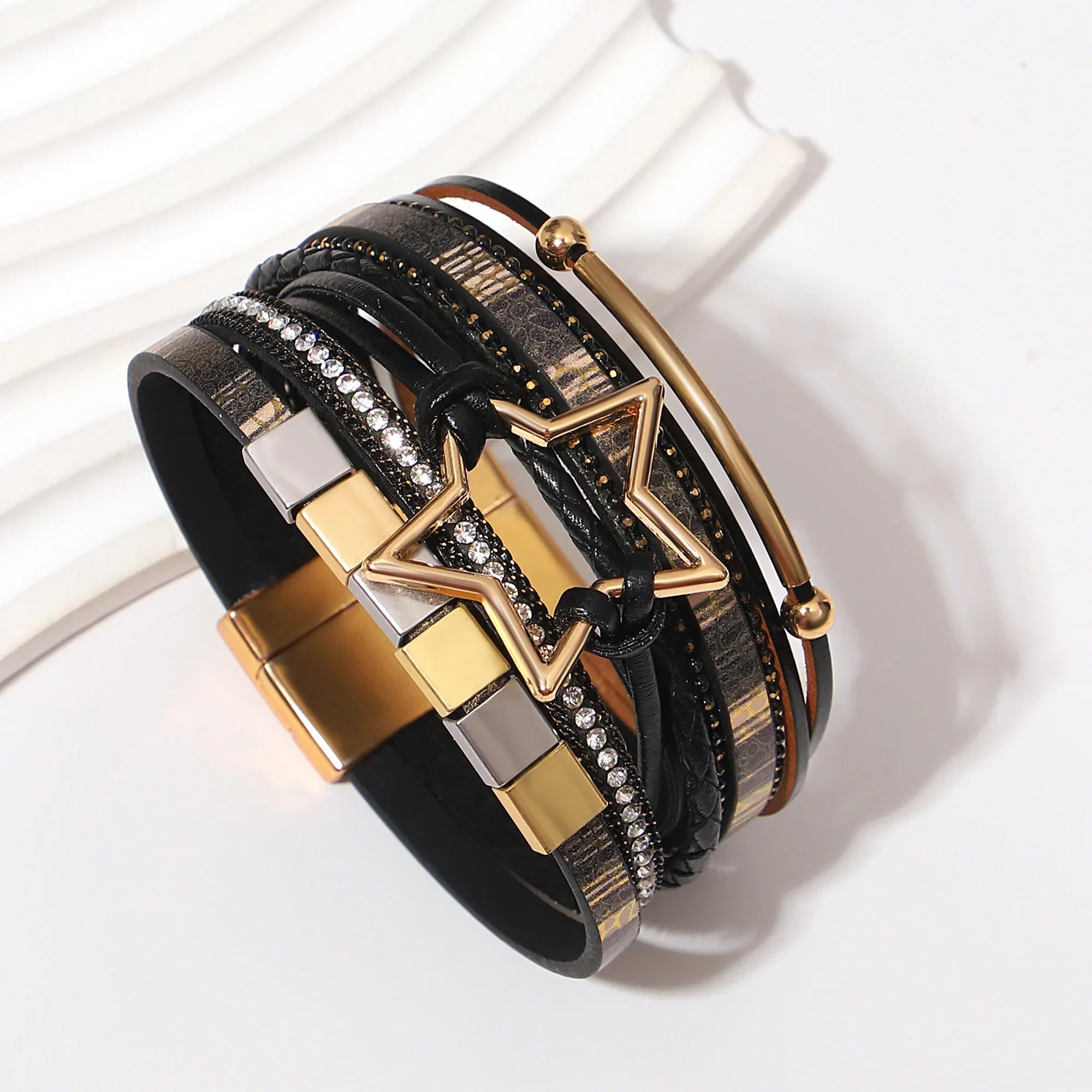 Hollow Star Weave Leather Bracelet - Piña Colada