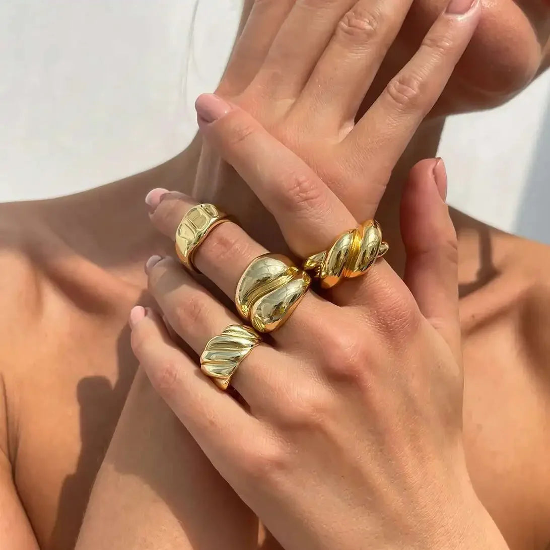 4Pcs/Set Gold Color Wave Open Adjustable Rings - Piña Colada