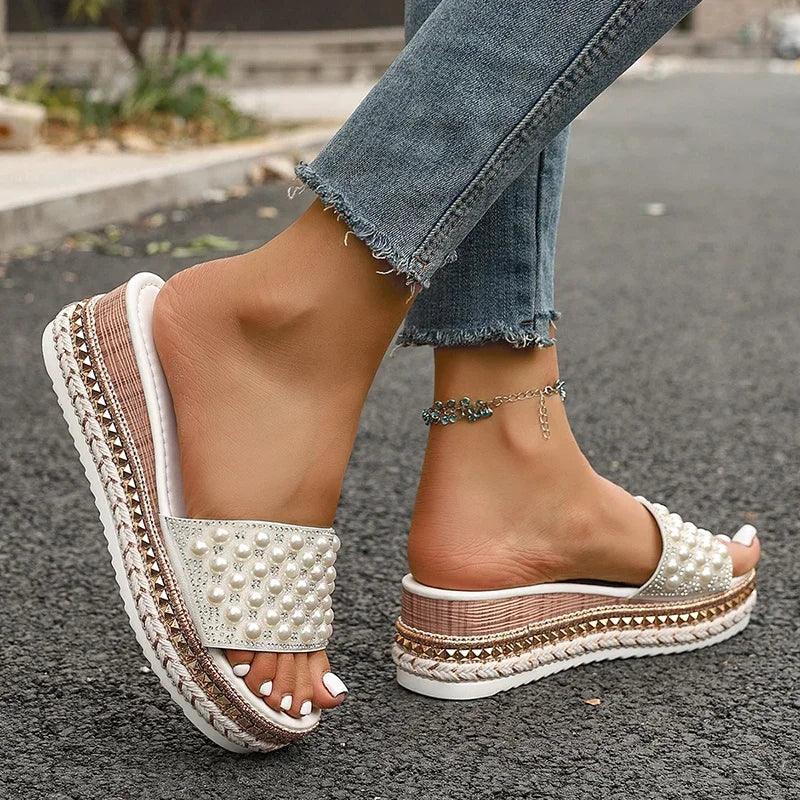 Shiny Crystal Pearl Platform Slippers - Piña Colada