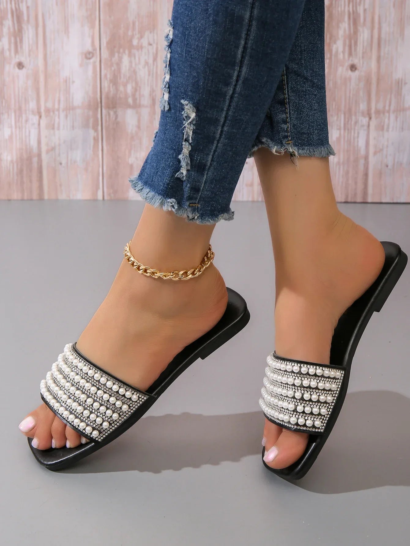 Minimalist Gladiator Flat Sandals - Piña Colada