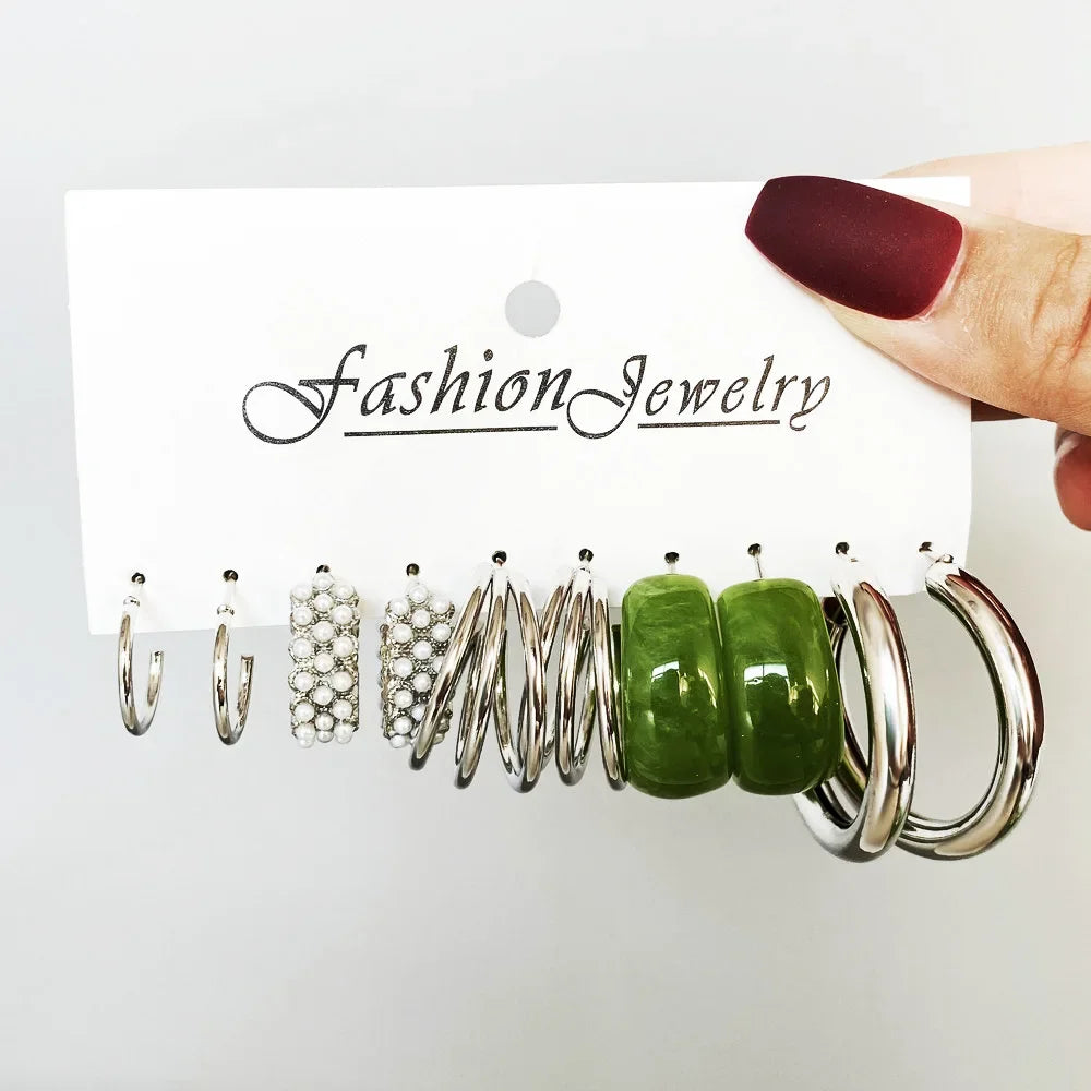 Vintage Pearl Circle Hoop Earring - Piña Colada