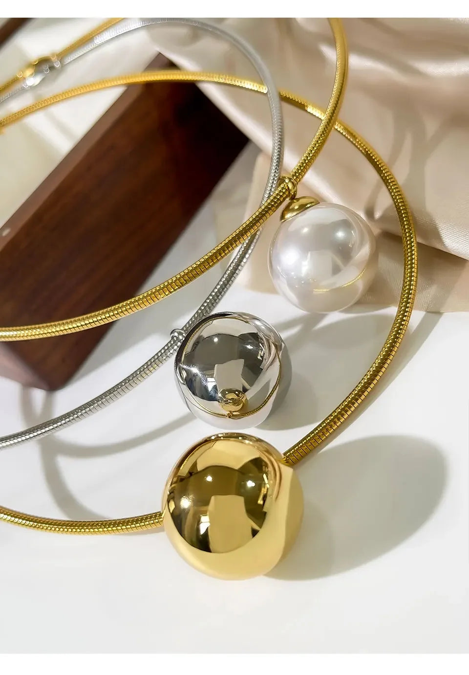 Pearl Pendant Necklace - Piña Colada