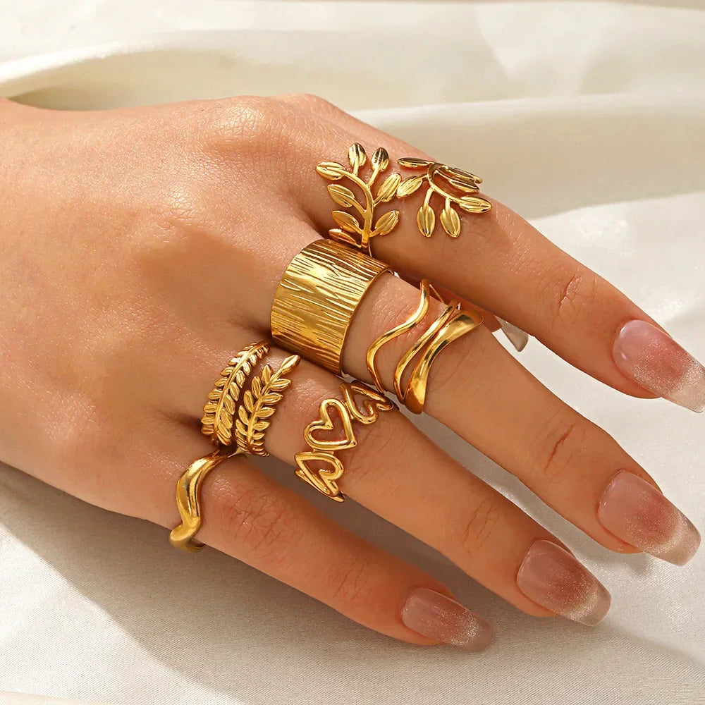 Gold Color Stainless Steel Heart Ring - Piña Colada