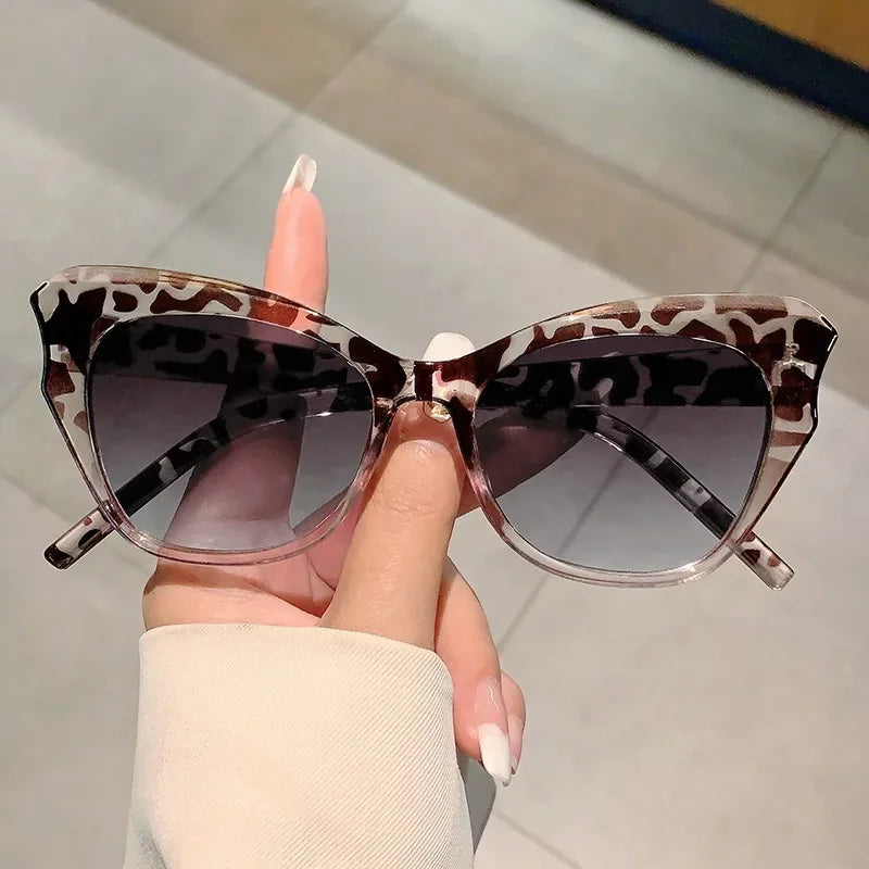 Cat Eye Vintage Sunglasses - Piña Colada