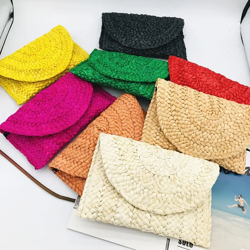 Handwoven Straw Clutch - Piña Colada