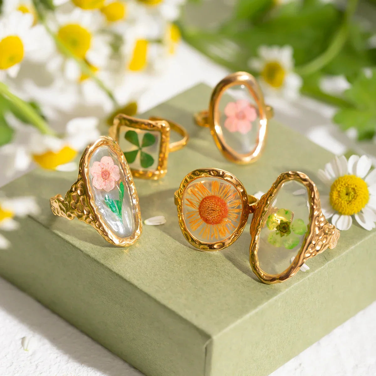 18k Gold Plated Minimalist Ring - Piña Colada