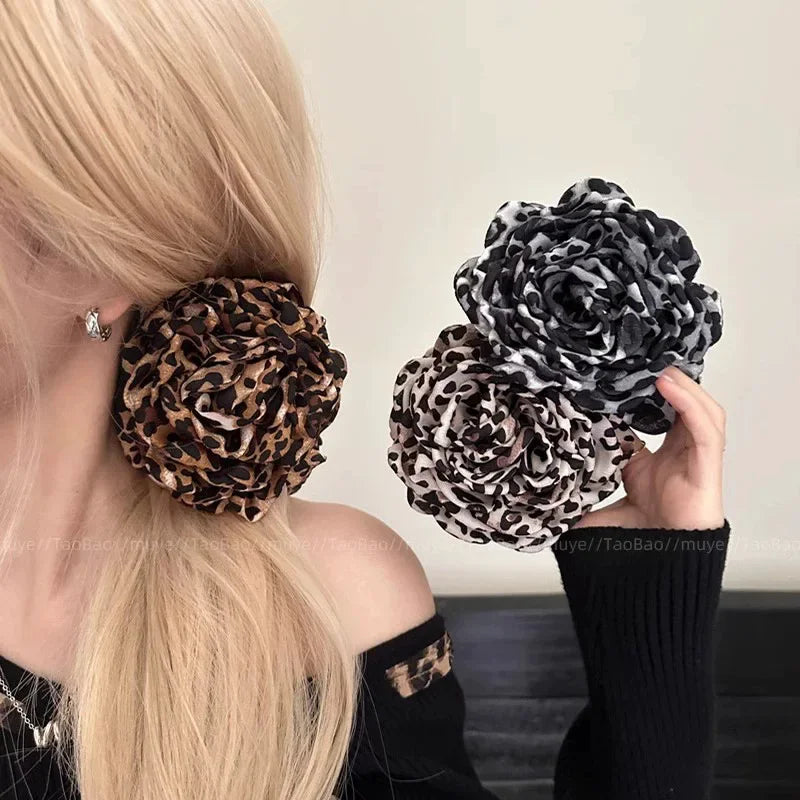 Sweet Flower Hair Claw - Piña Colada