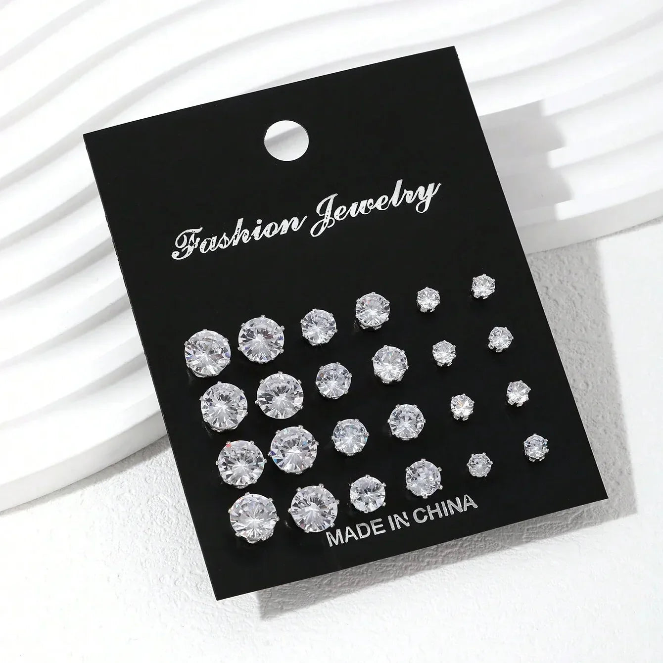 30PCS Retro Pearl & Crystal Zircon Earrings Set - Piña Colada