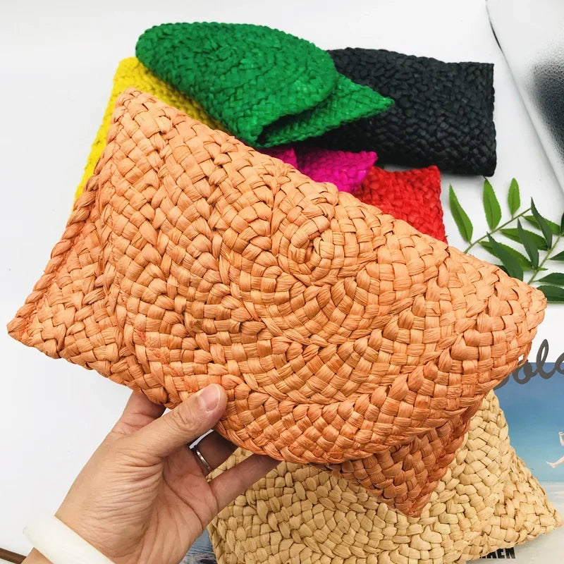Handwoven Straw Clutch - Piña Colada