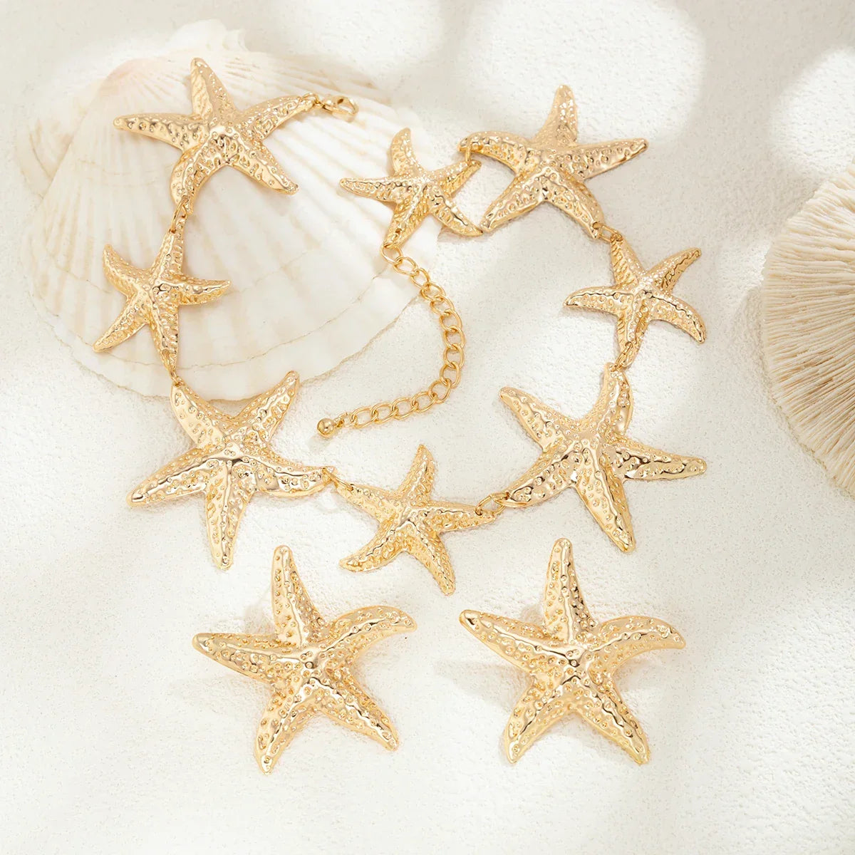 Vintage Star Jewelry Set – Gold or Silver Necklace & Earrings for Women - Piña Colada