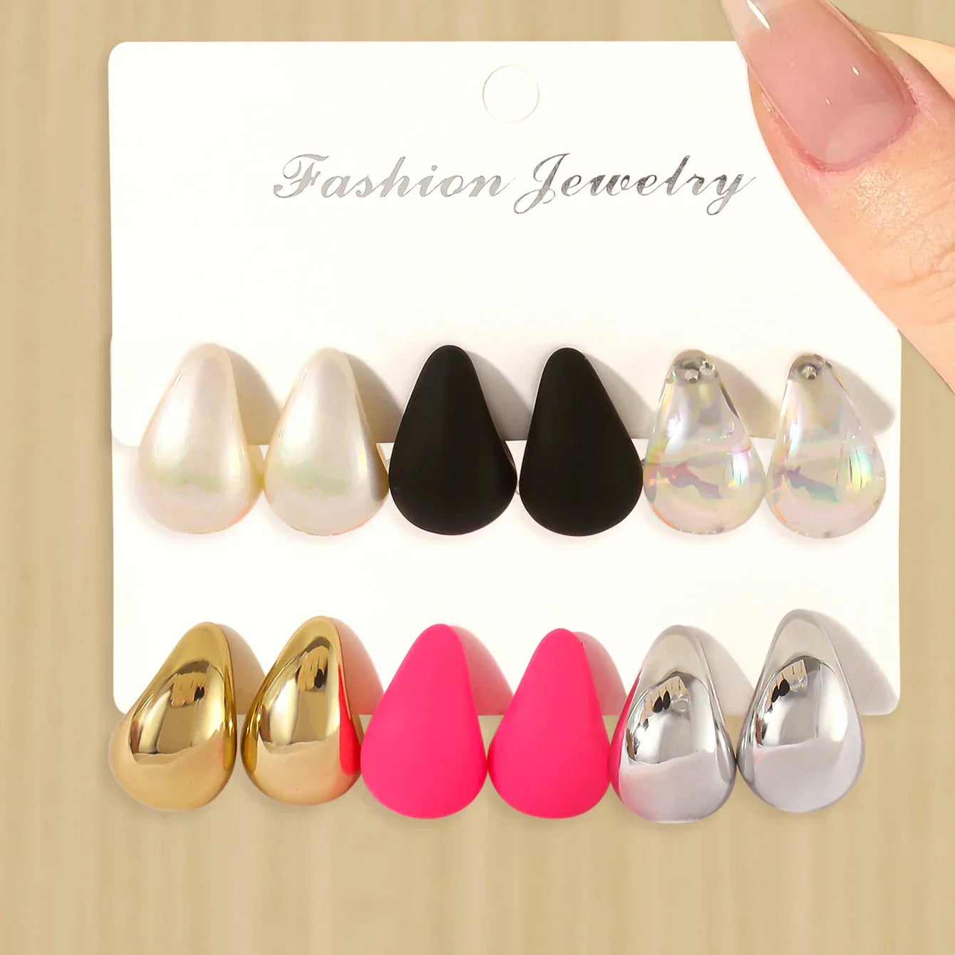 Stud Earrings Punk - Piña Colada