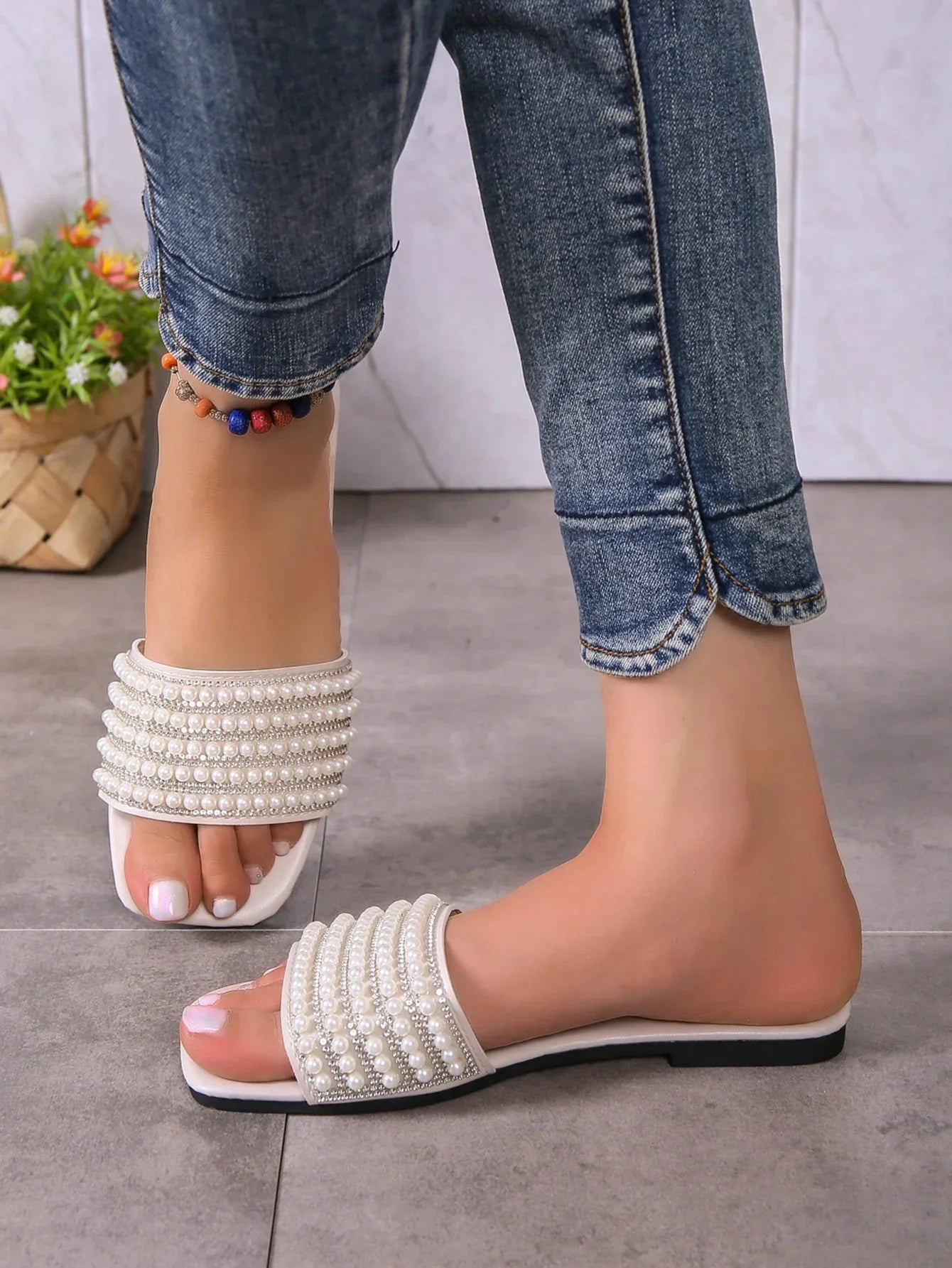 Minimalist Gladiator Flat Sandals - Piña Colada