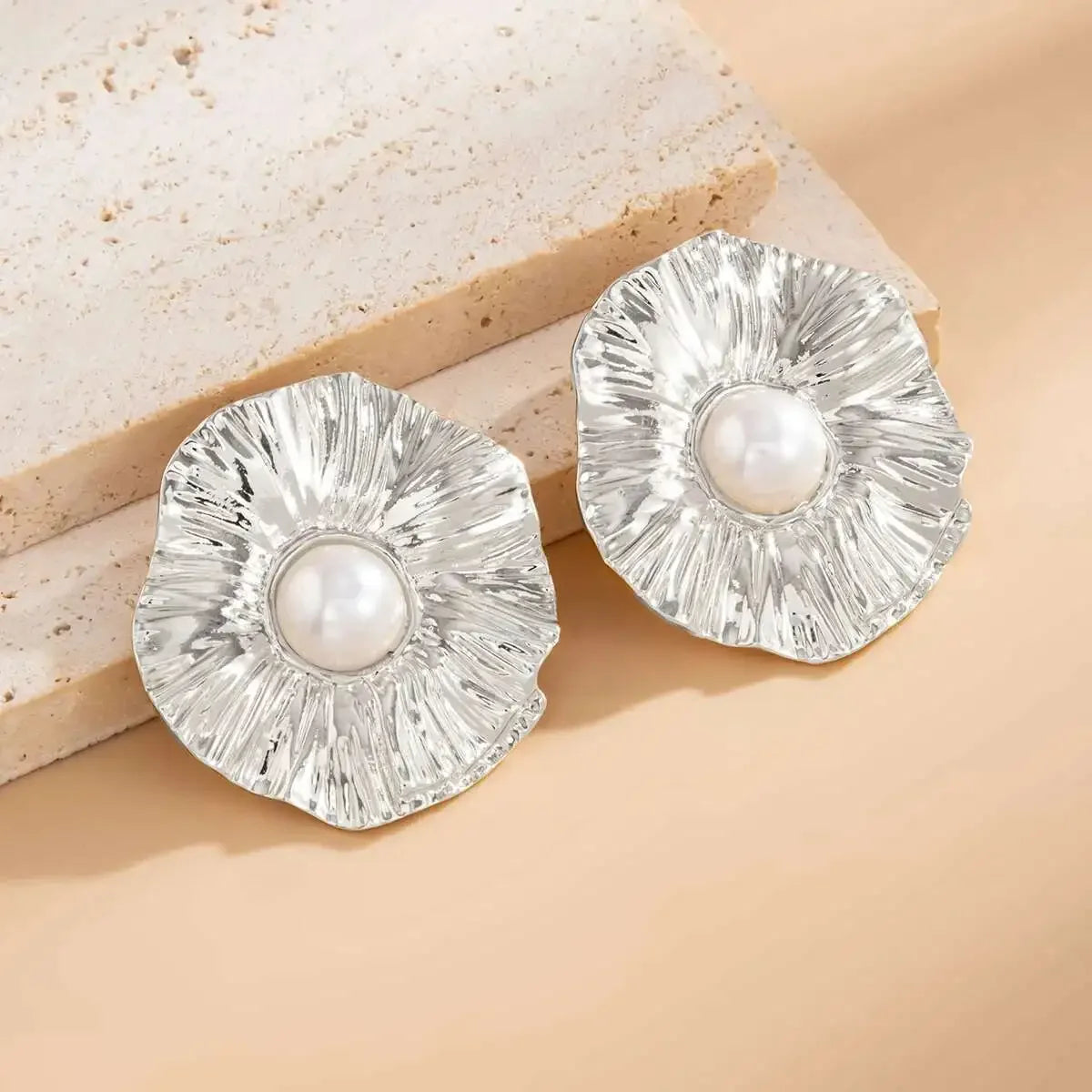 Pearl Texture Wrinkles Earrings - Piña Colada