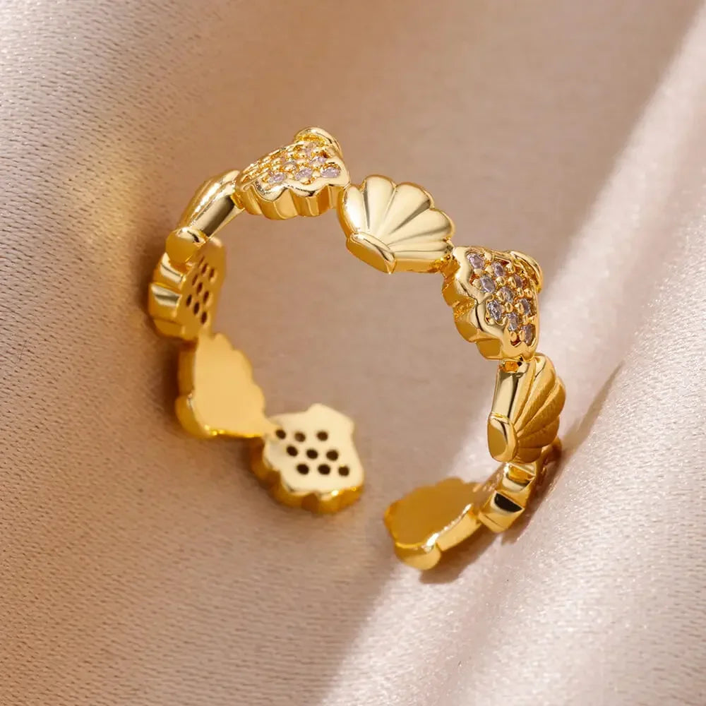 Gold Ocean Starfish & Shell Open Ring - Piña Colada