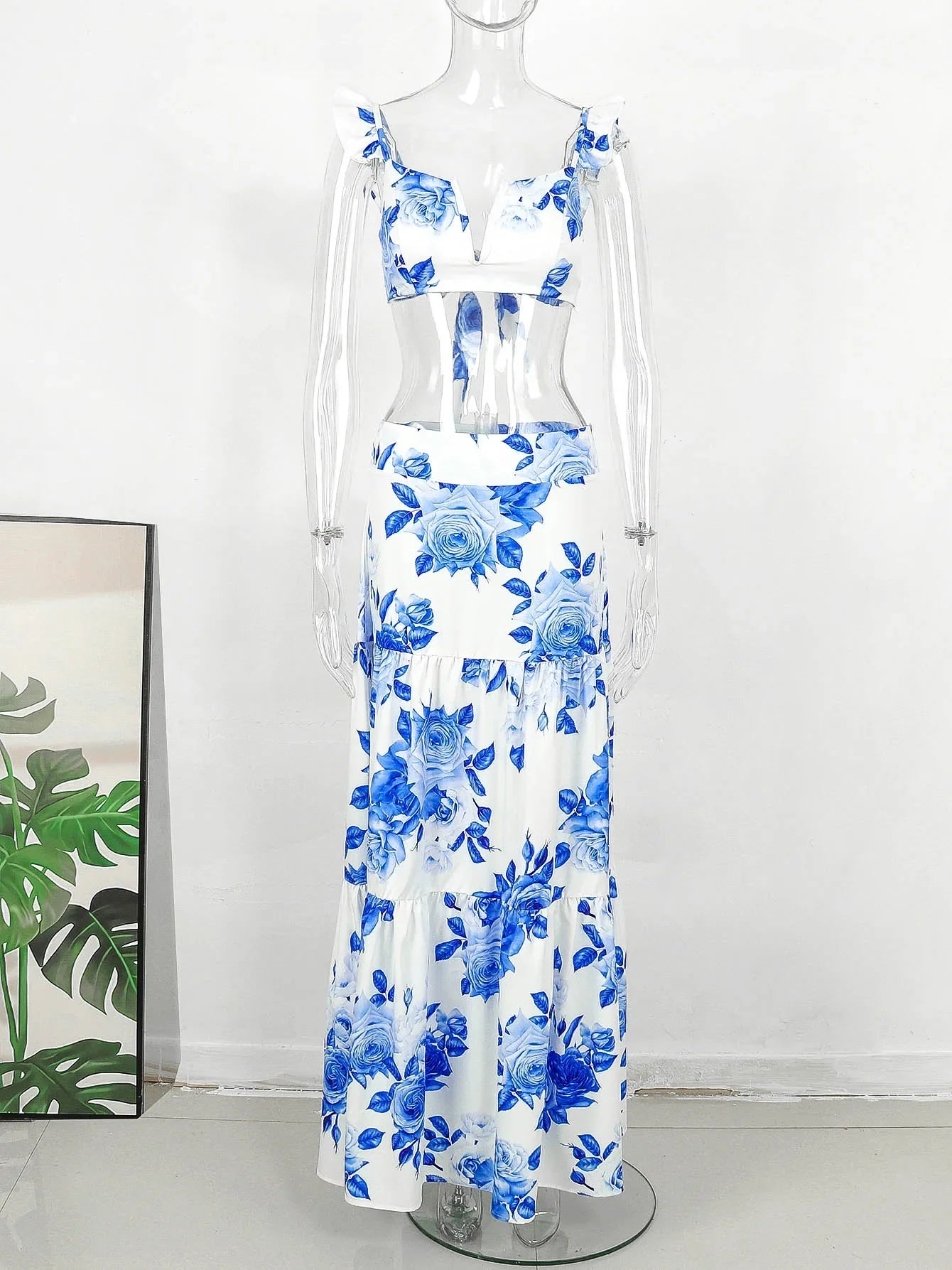 Hand-Painted Oversized 2-Piece Set – Backless Crop Top & Flowing Skirt - Piña Colada