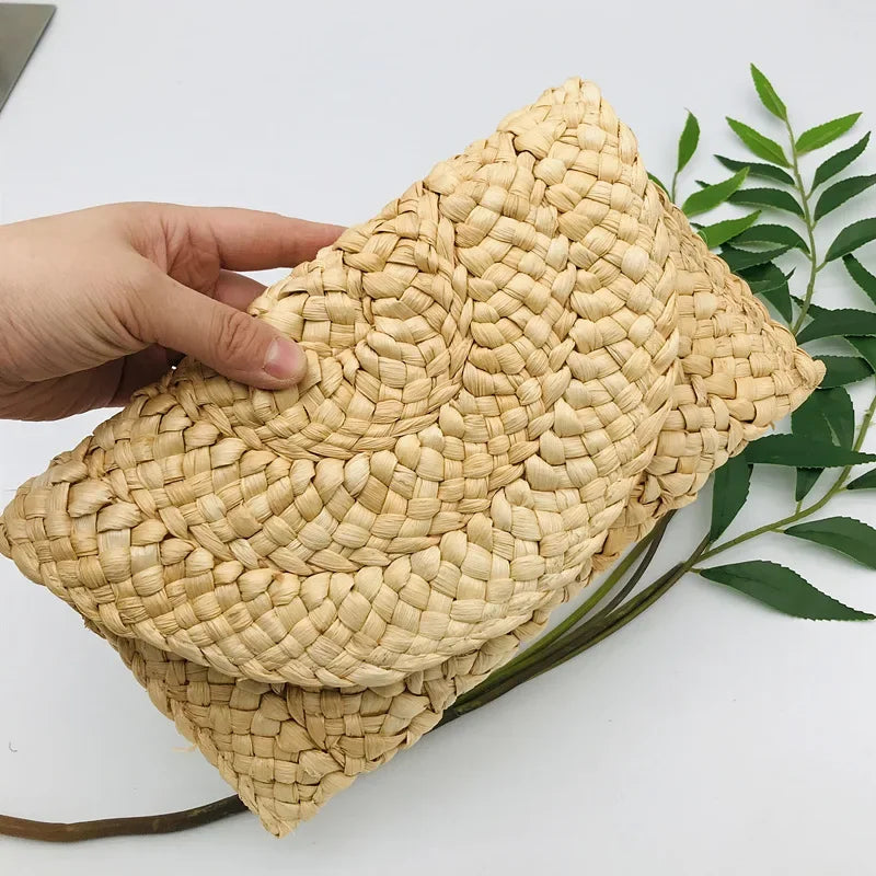 Handwoven Straw Clutch - Piña Colada