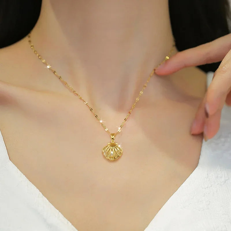 Shell Pearl Necklace - Piña Colada