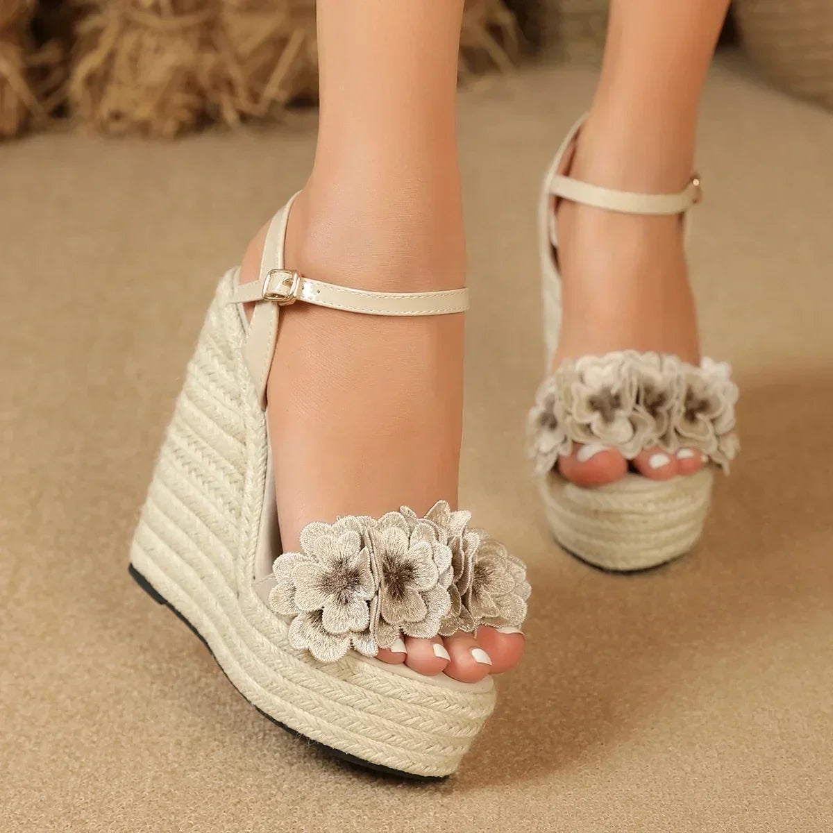 Wedge Sandals with Flower - Piña Colada