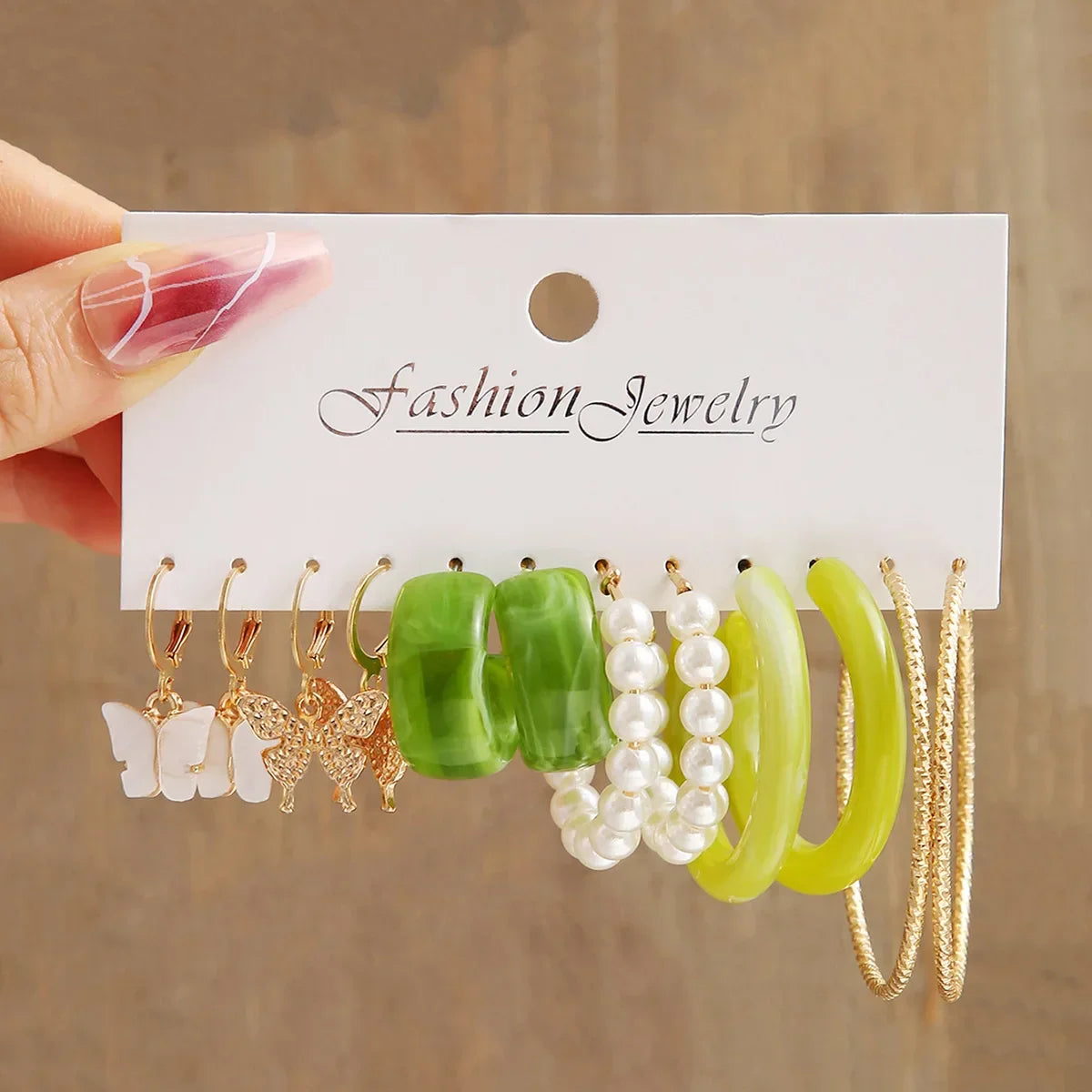 Vintage Pearl Circle Hoop Earring - Piña Colada