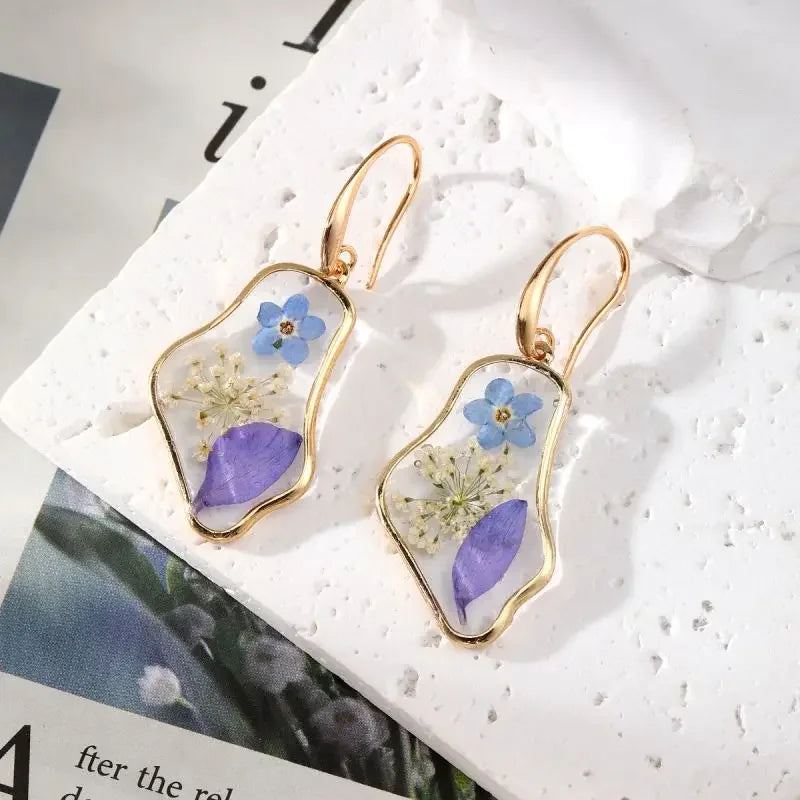 Natural Flower Dangle Earrings - Piña Colada