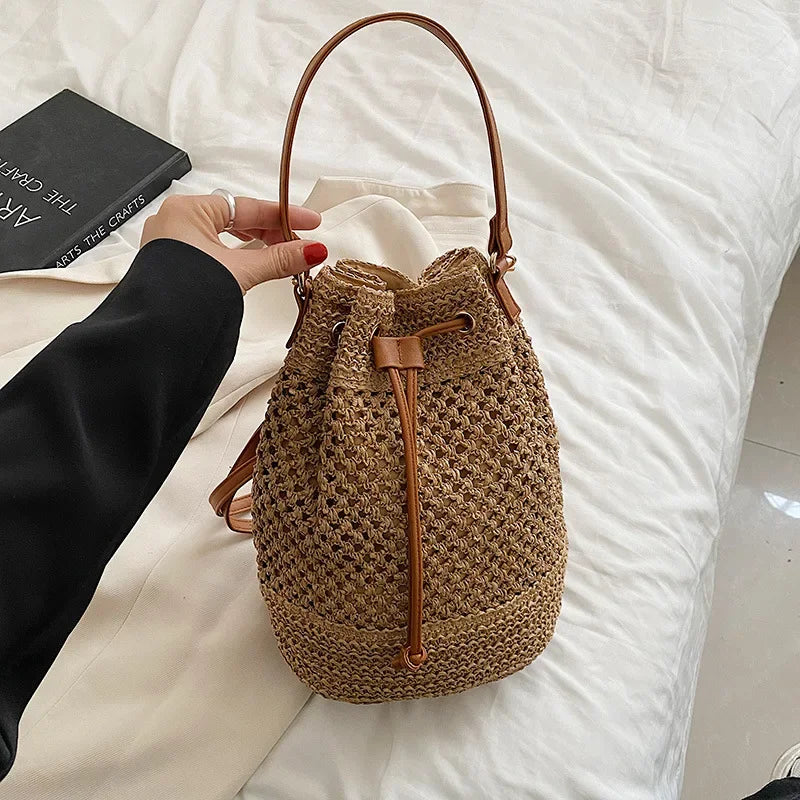 Braided Straw Bucket Bag - Piña Colada