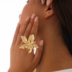 Unique Exaggerated Large Petal Flower Rings - Piña Colada