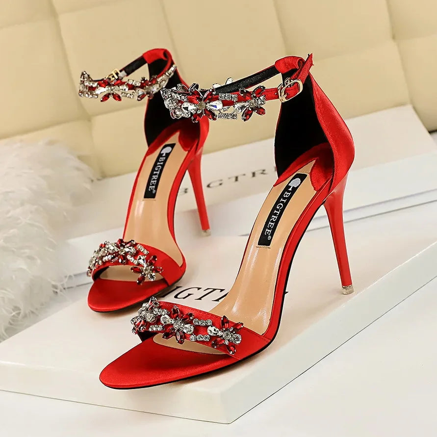 Crystal Flower Thin High Heels Sandals - Piña Colada