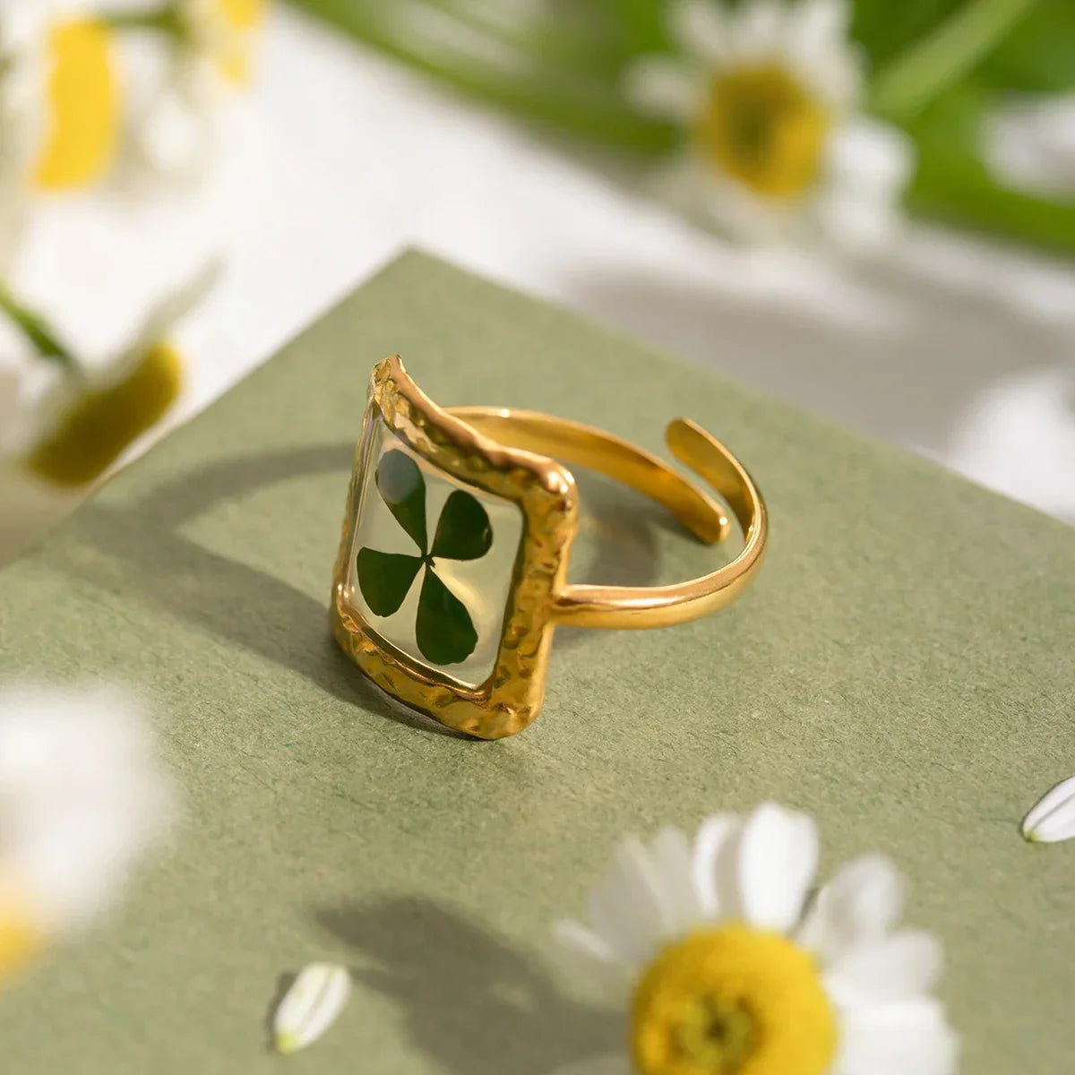 18k Gold Plated Minimalist Ring - Piña Colada