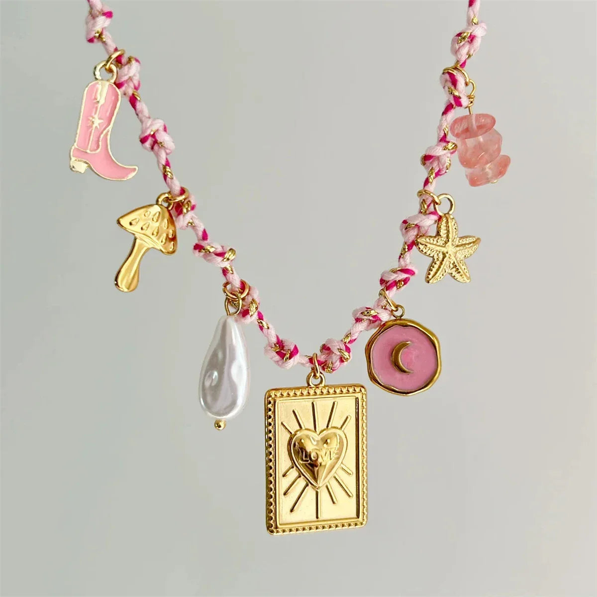 Sea Love Pendant - Piña Colada