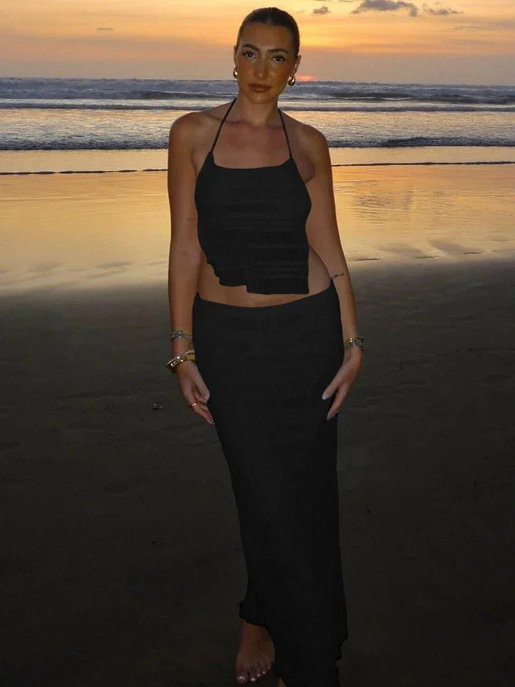 Backless Halter Sheath Dress – Knee-Length Streetwear Style - Piña Colada