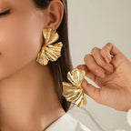 Elegant Gold Irregular Geometric Flower Drop Earrings – Vintage Statement Jewelry for Women - Piña Colada