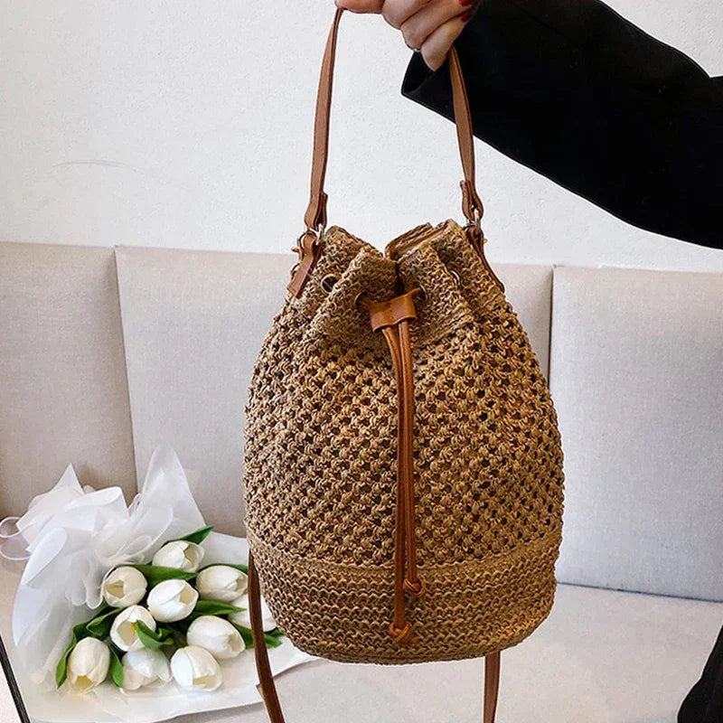Braided Straw Bucket Bag - Piña Colada