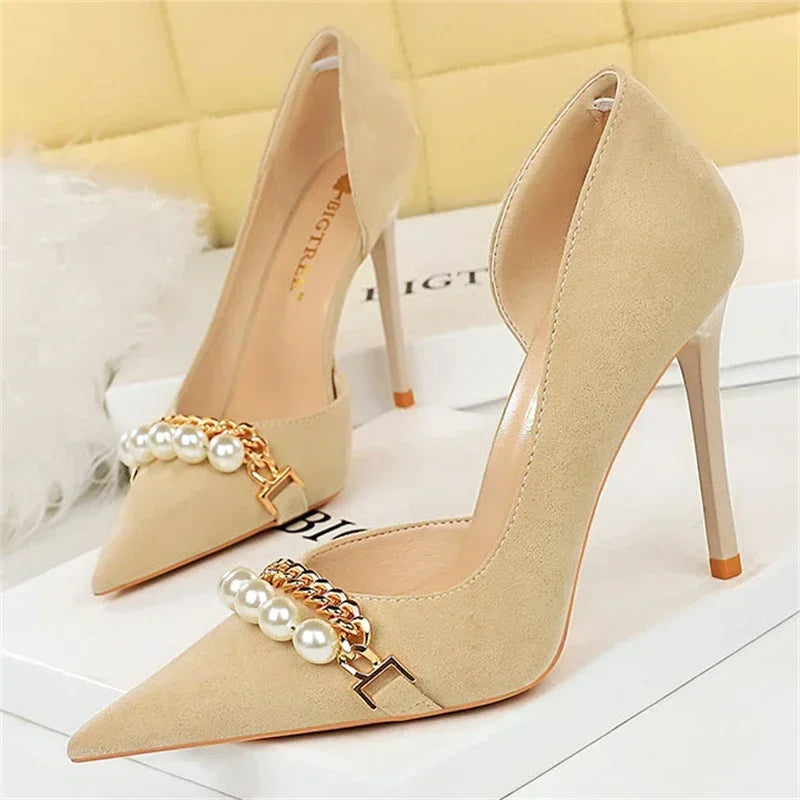Pointed Toe Pearl Metal Chain Side Chain Pumps - Piña Colada