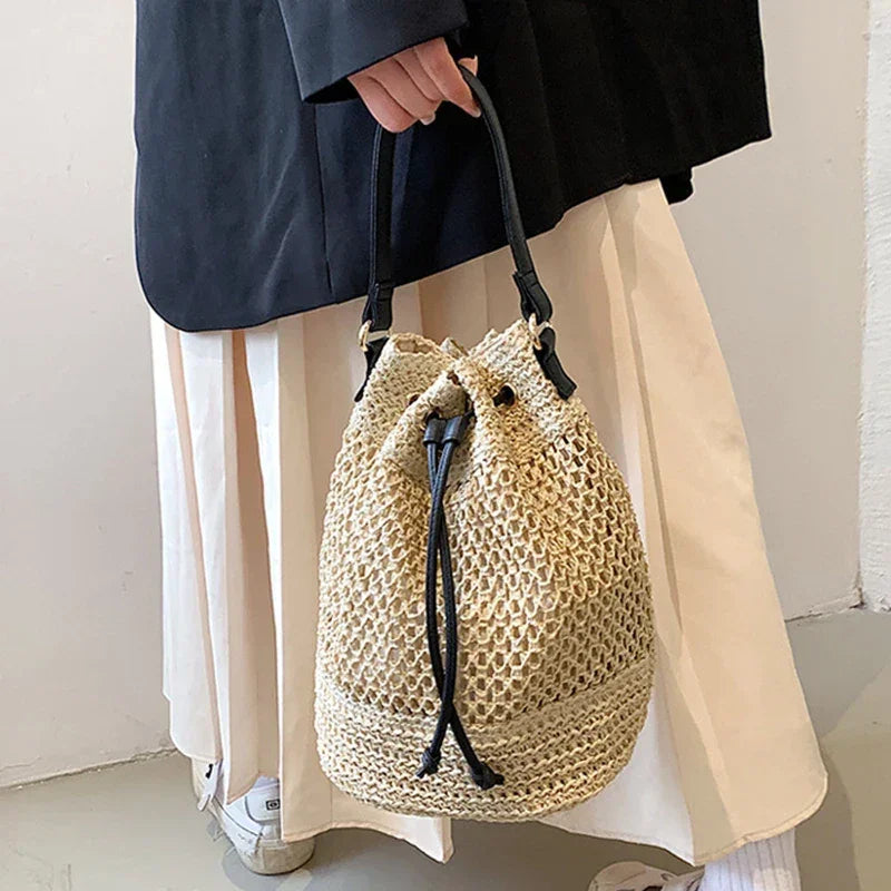 Braided Straw Bucket Bag - Piña Colada