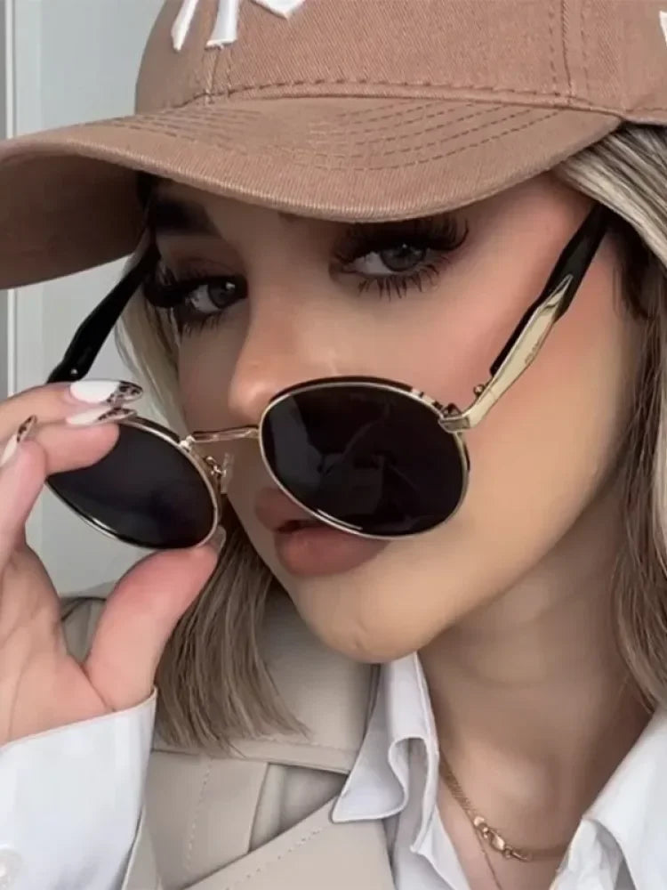 Vintage Round Metal Sunglasses - Piña Colada