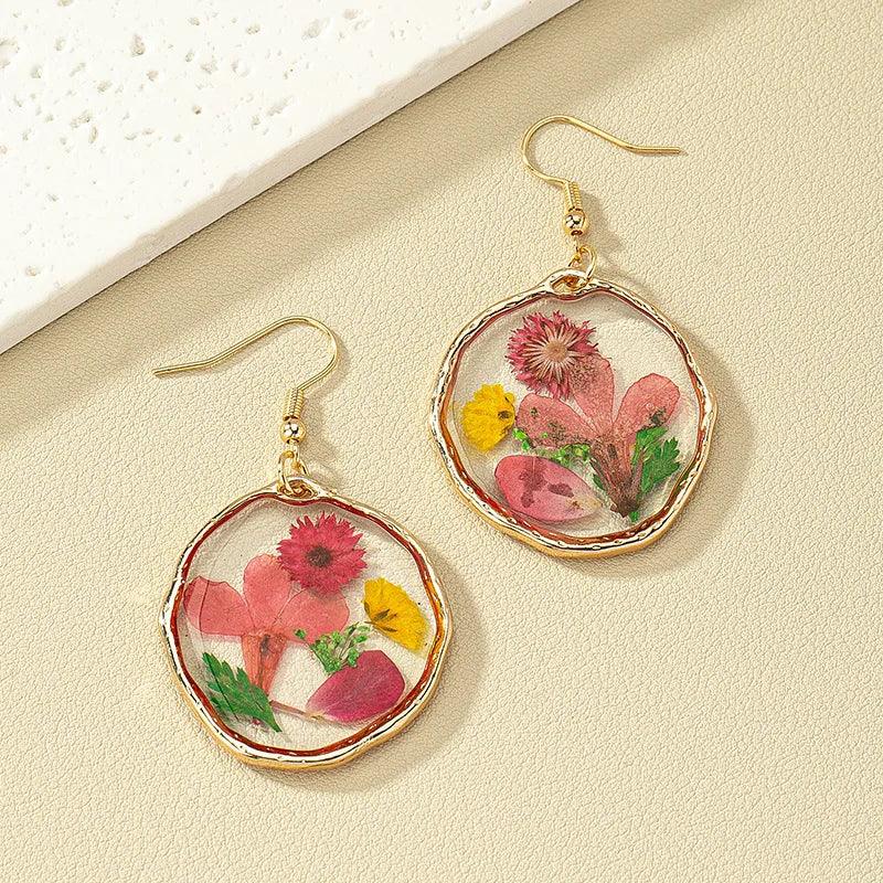 Natural Flower Dangle Earrings - Piña Colada
