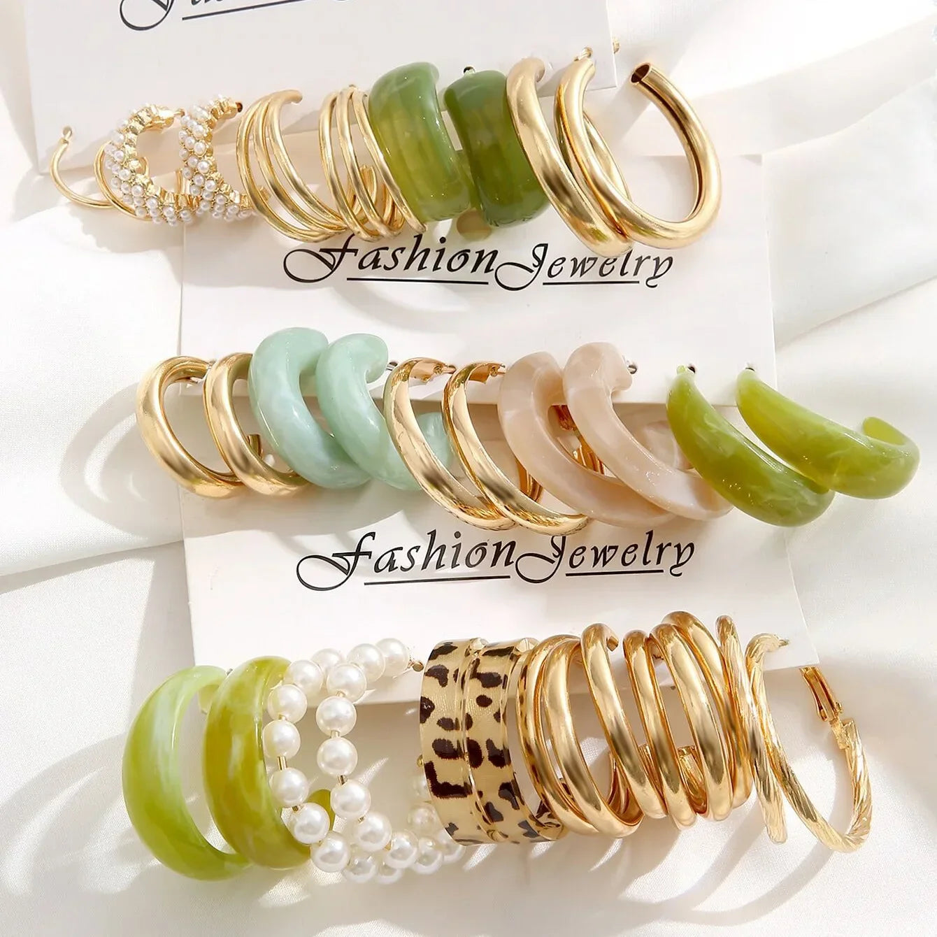 Vintage Pearl Circle Hoop Earring - Piña Colada