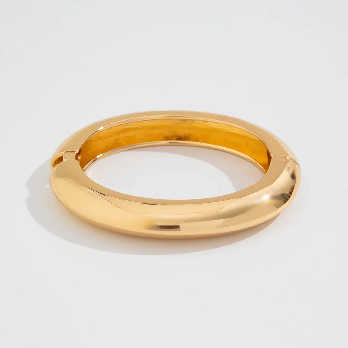Vintage Creative Gold Color Bangles - Piña Colada
