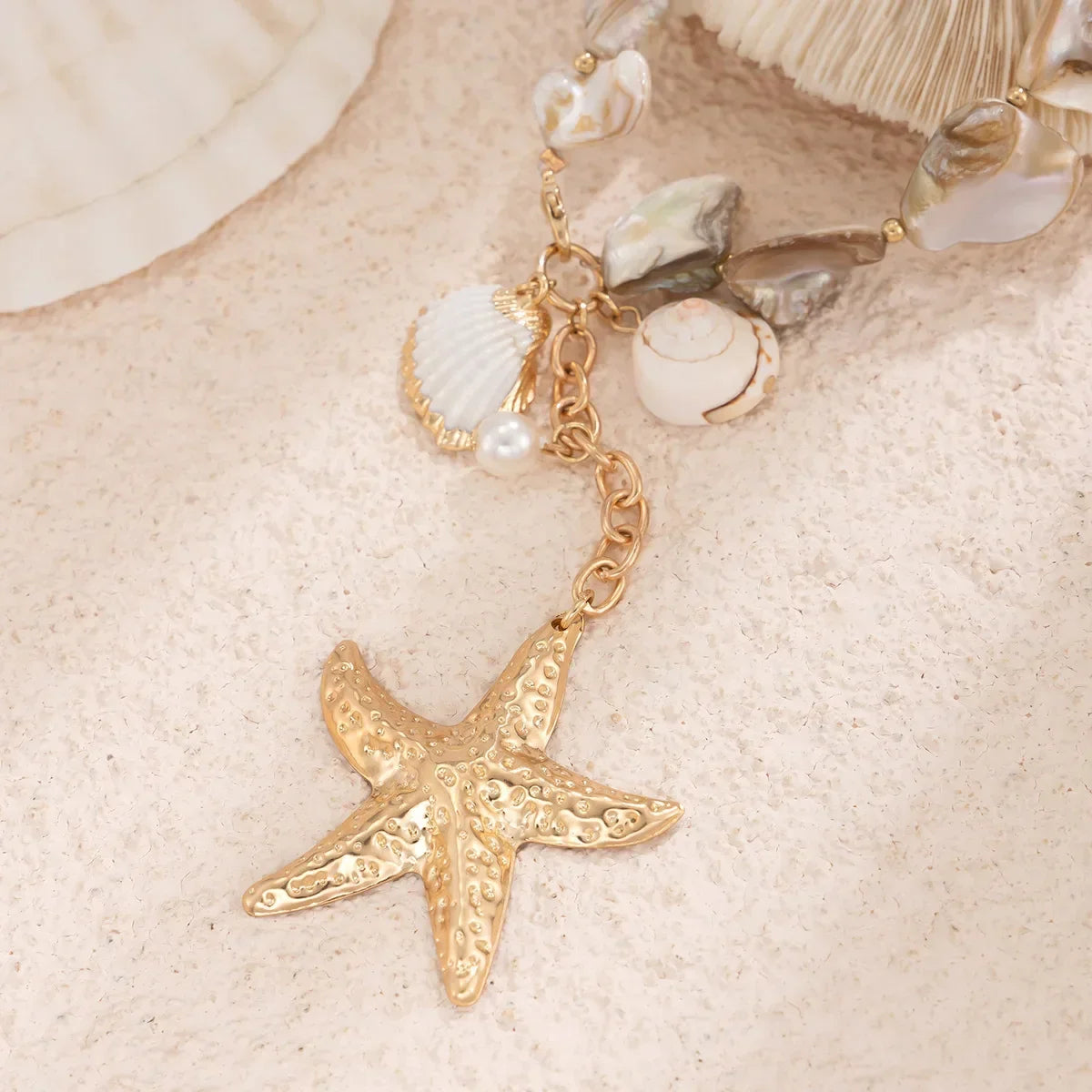 Retro Starfish White Shell Conch Pendant - Piña Colada
