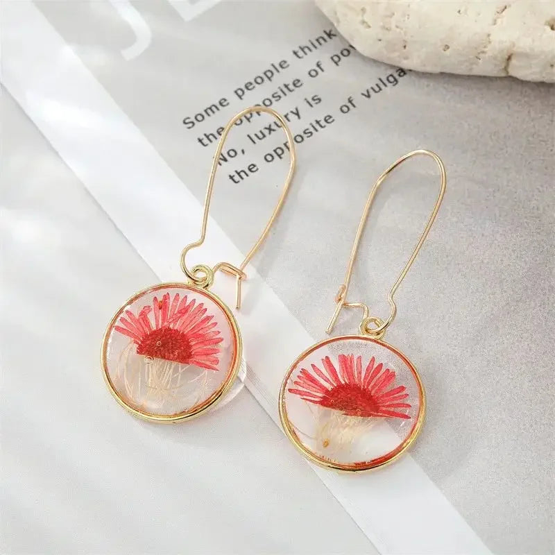 Natural Flower Dangle Earrings - Piña Colada