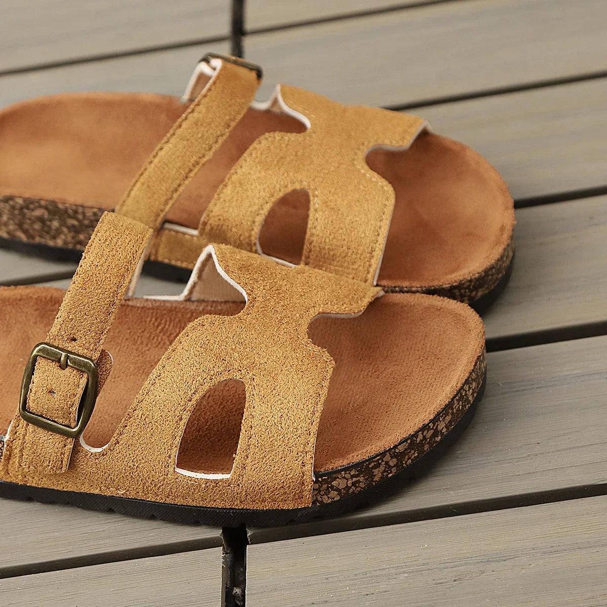 British-Style Cow Suede Cross - Piña Colada