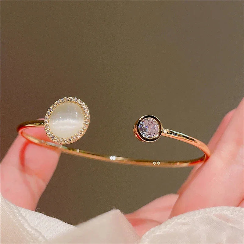 Luxury Rotatable Zircon Four-Leaf - Piña Colada