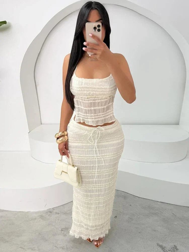 Backless Halter Sheath Dress – Knee-Length Streetwear Style - Piña Colada
