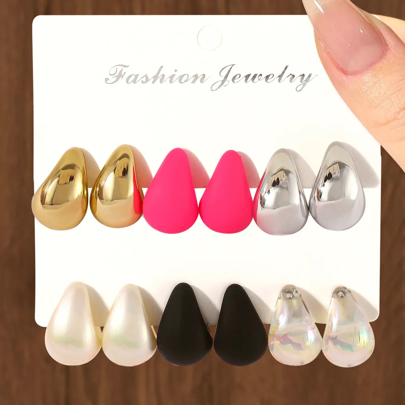 Stud Earrings Punk - Piña Colada