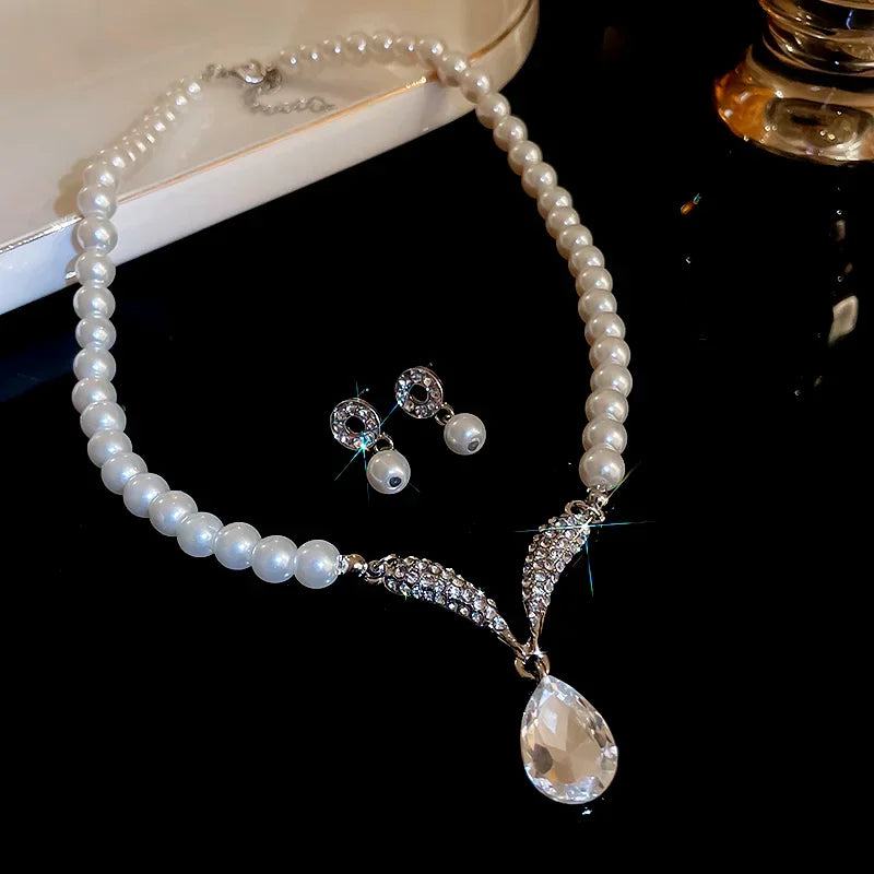 3-Piece Vintage Necklace & Earrings for Women - Piña Colada