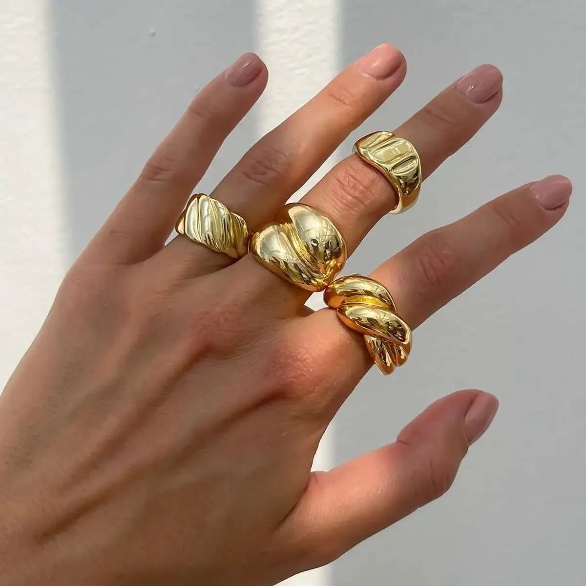 4Pcs/Set Gold Color Wave Open Adjustable Rings - Piña Colada