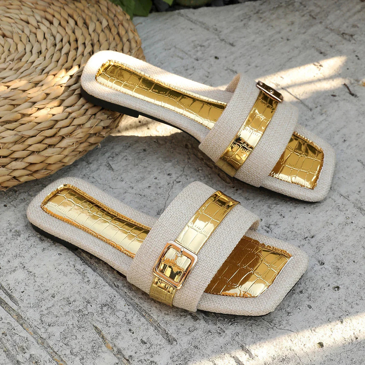 Luna Light Flat Sandals - Piña Colada