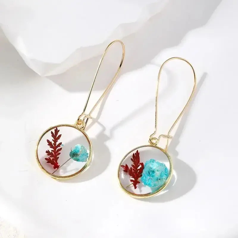 Natural Flower Dangle Earrings - Piña Colada