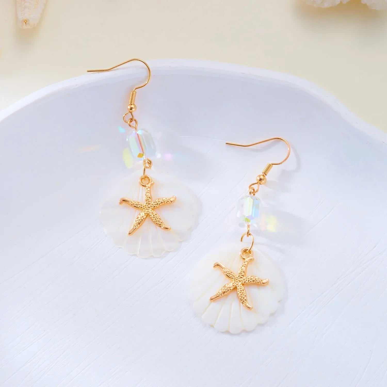 Boho Sea Shell Earrings - Piña Colada