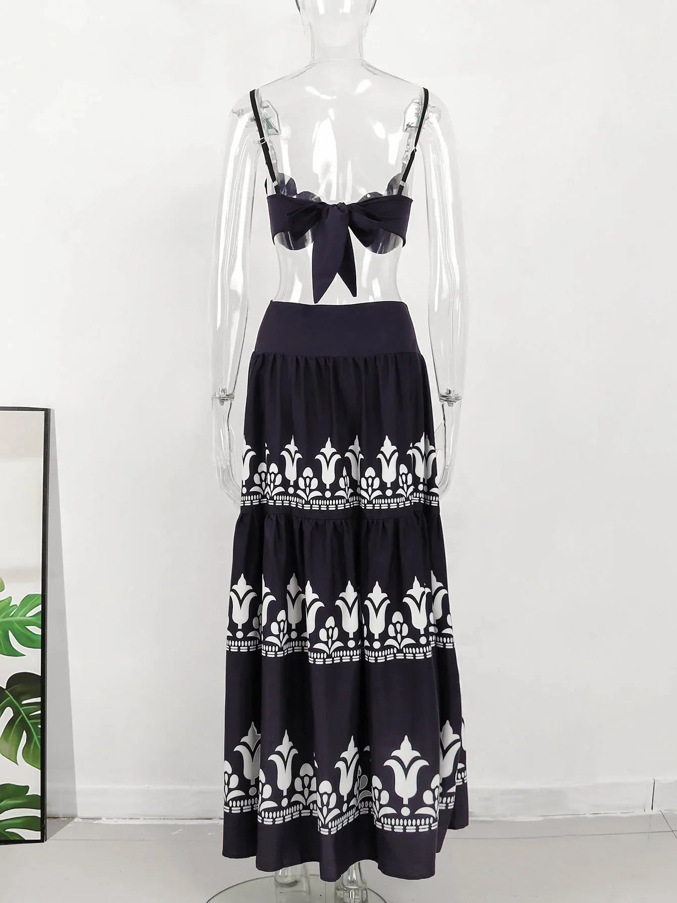 Hand-Painted Oversized 2-Piece Set – Backless Crop Top & Flowing Skirt - Piña Colada